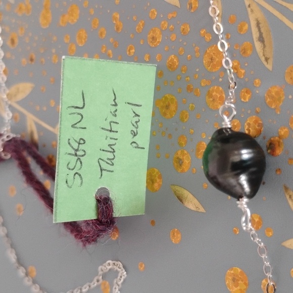 Genuine Tahitian Pearl Sterling Necklace - Picture 2 of 6